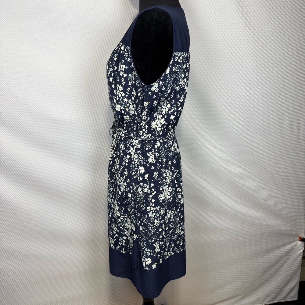 Ann Taylor Loft Floral Navy Dress Belted Sleeveless Small V-Neck - Picture 2 of 13
